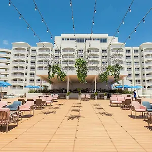 Hilton Mar Caribe Resort